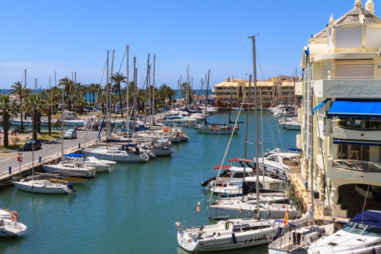 شقة Puerto Marina بينالماذينا المظهر الخارجي الصورة